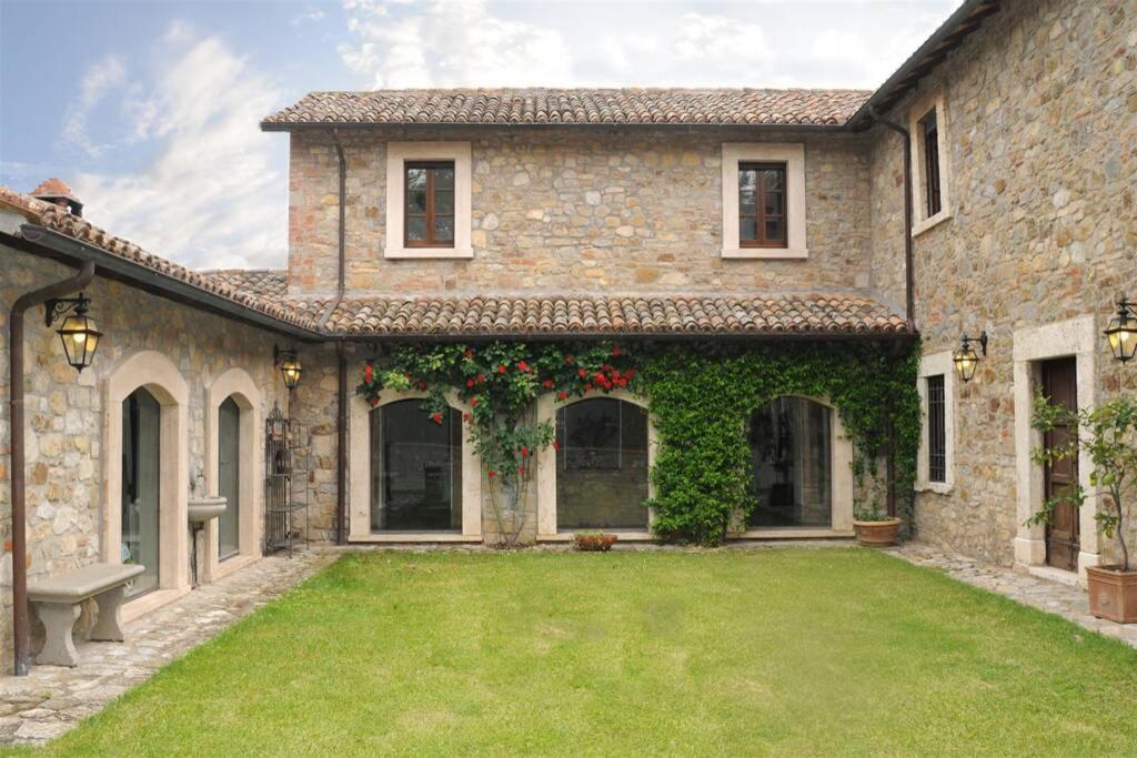 Exclusive Villa Parrano - Countryside With Pool Eksteriør bilde