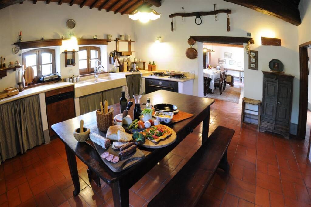 Exclusive Villa Parrano - Countryside With Pool Eksteriør bilde